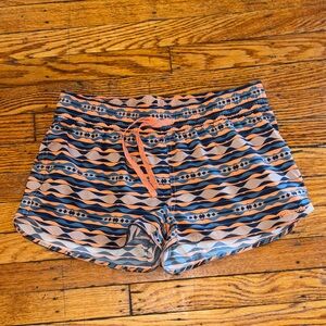 Patagonia Women's Orange and Blue Patterned Lightweight Shorts